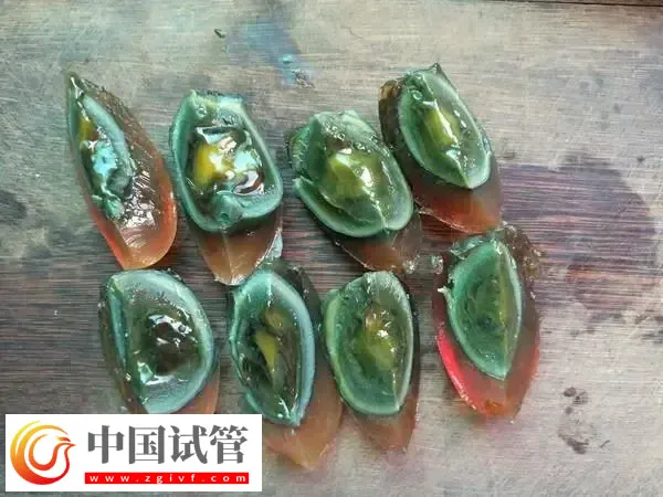 哺乳期可不可以吃皮蛋(图1) 哺乳期可不可以吃皮蛋(图1)